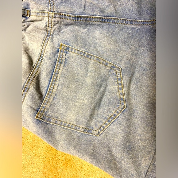 Ladies denim paper bag shorts - Picture 6 of 8